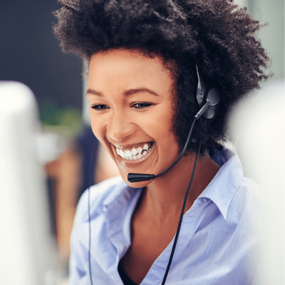 Website Billing Specialist consultant on phone call